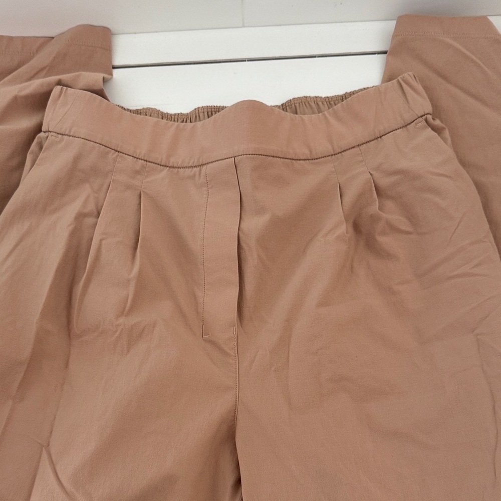 Lululemon wide legged cargo athletic pants